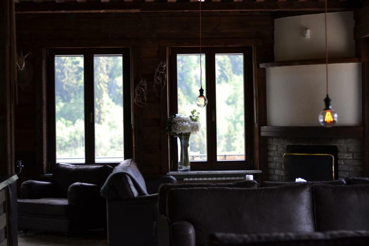 Hotell Millefiori- Alpine Event Lodge ヴァルトゥルナンシュ エクステリア 写真