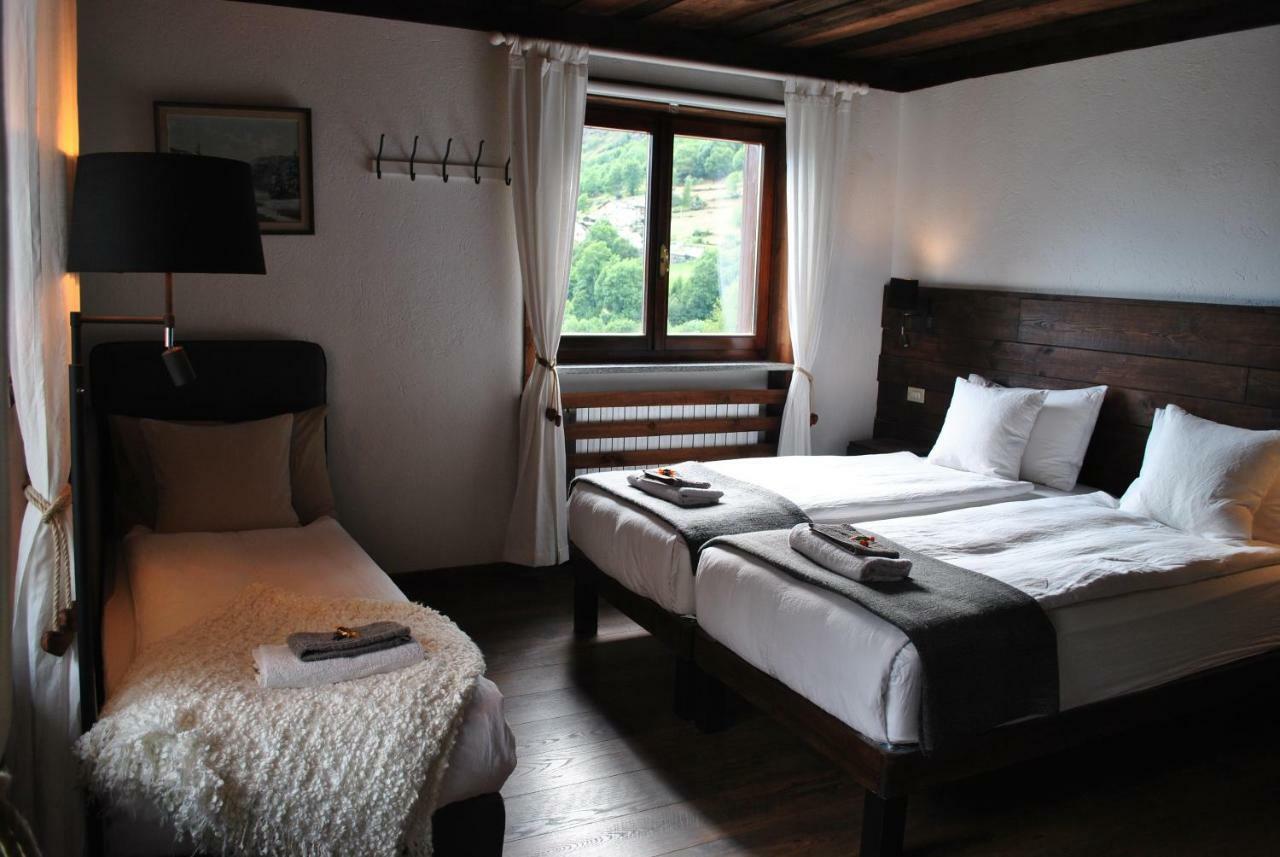 Hotell Millefiori- Alpine Event Lodge ヴァルトゥルナンシュ エクステリア 写真